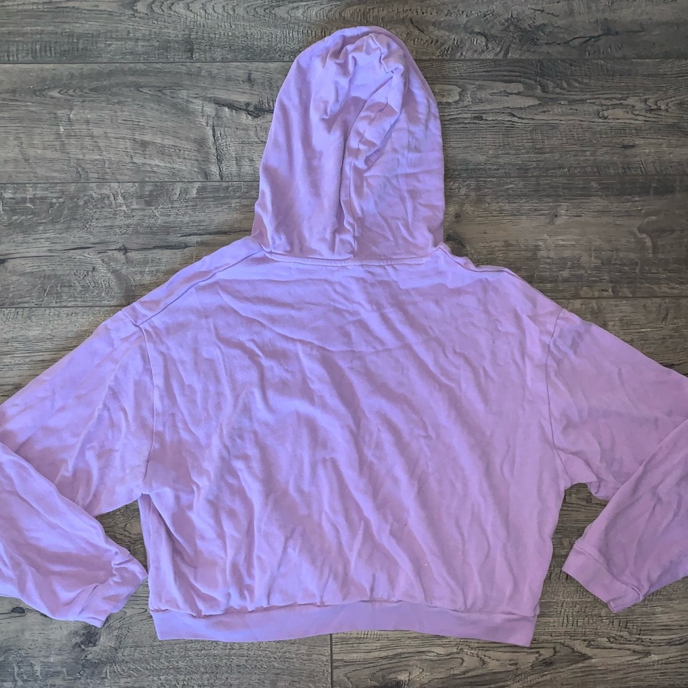 Lavender Love Paw Print🐾Cropped Hooded Sweatshirt - Picture 3 of 6